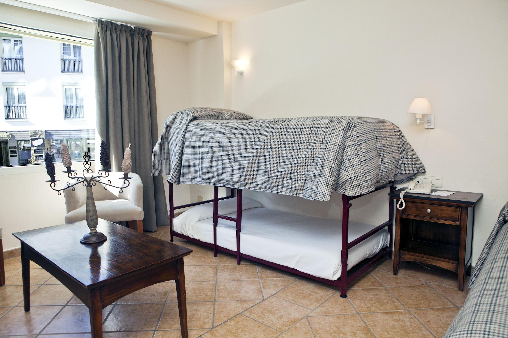 סיירה נבדה Hotel Telecabina מראה חיצוני תמונה