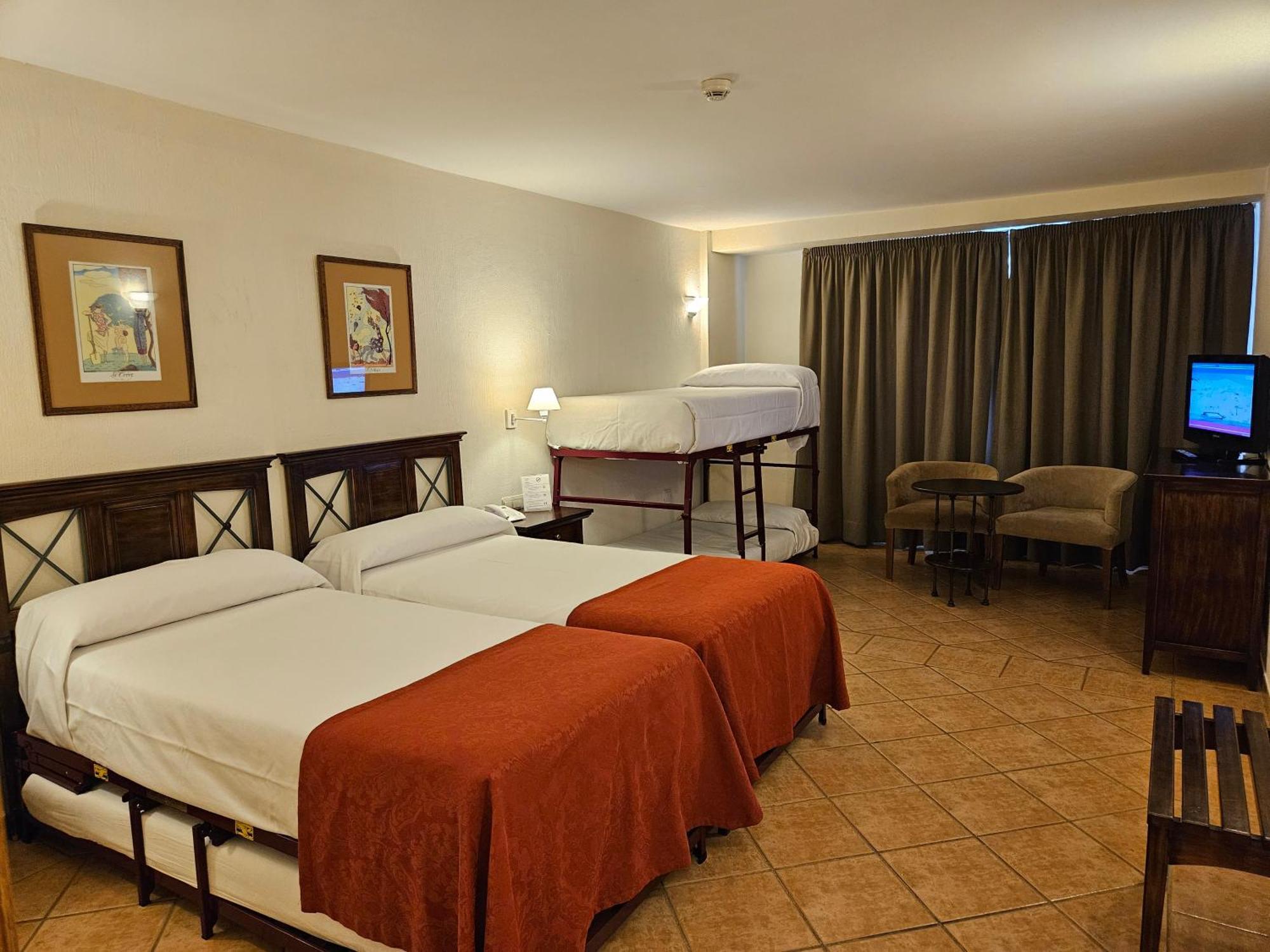 סיירה נבדה Hotel Telecabina מראה חיצוני תמונה