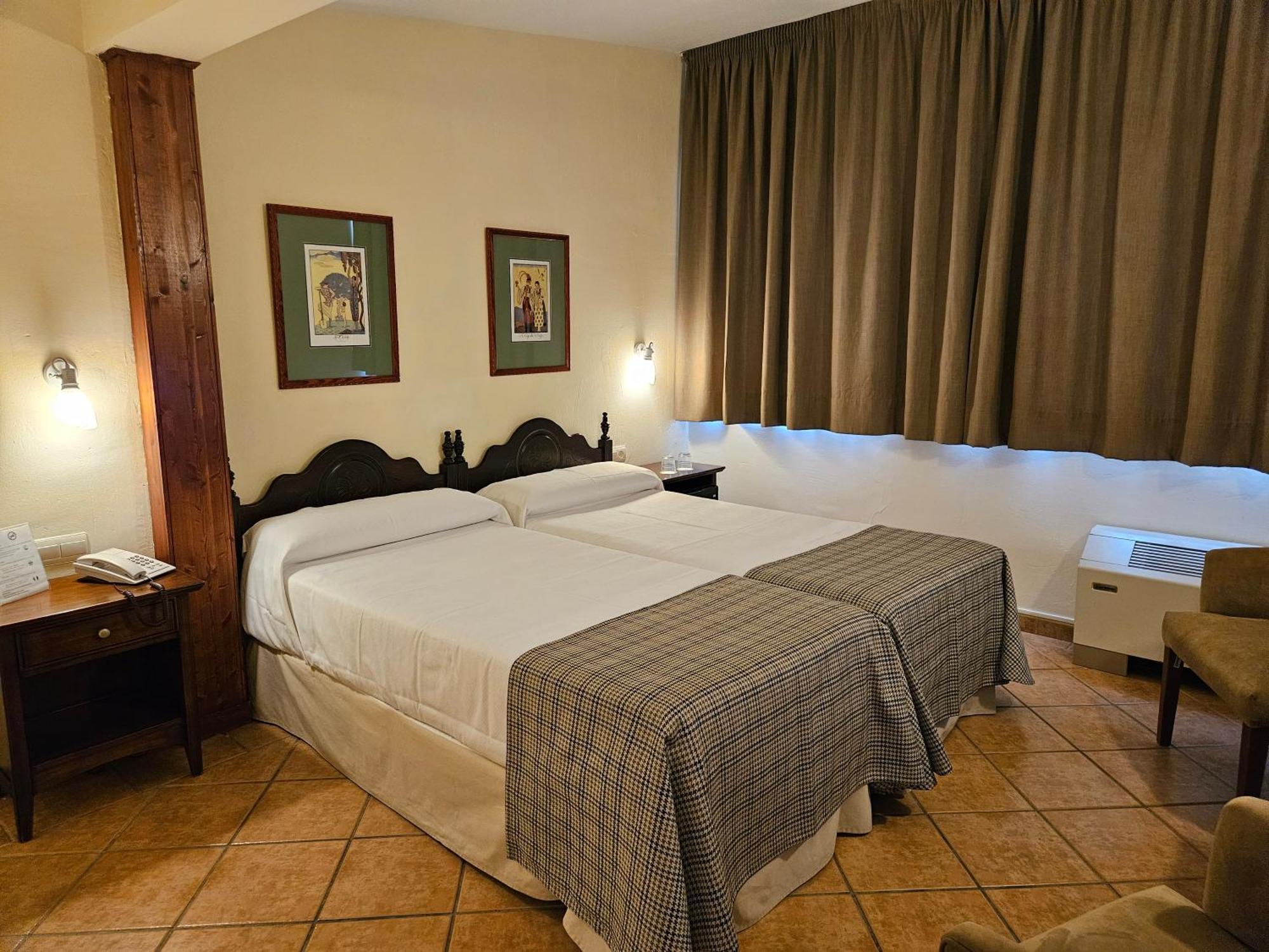 סיירה נבדה Hotel Telecabina מראה חיצוני תמונה