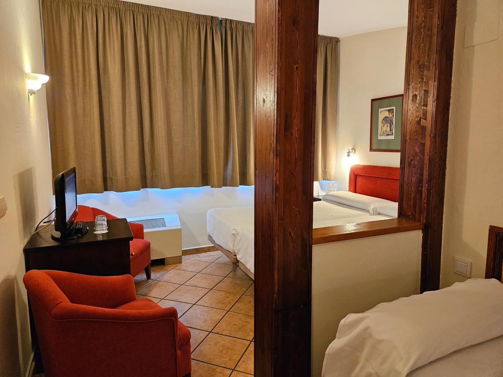 סיירה נבדה Hotel Telecabina מראה חיצוני תמונה