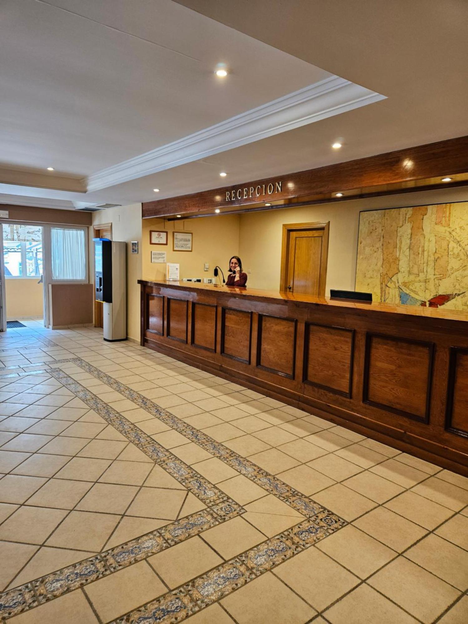 סיירה נבדה Hotel Telecabina מראה חיצוני תמונה