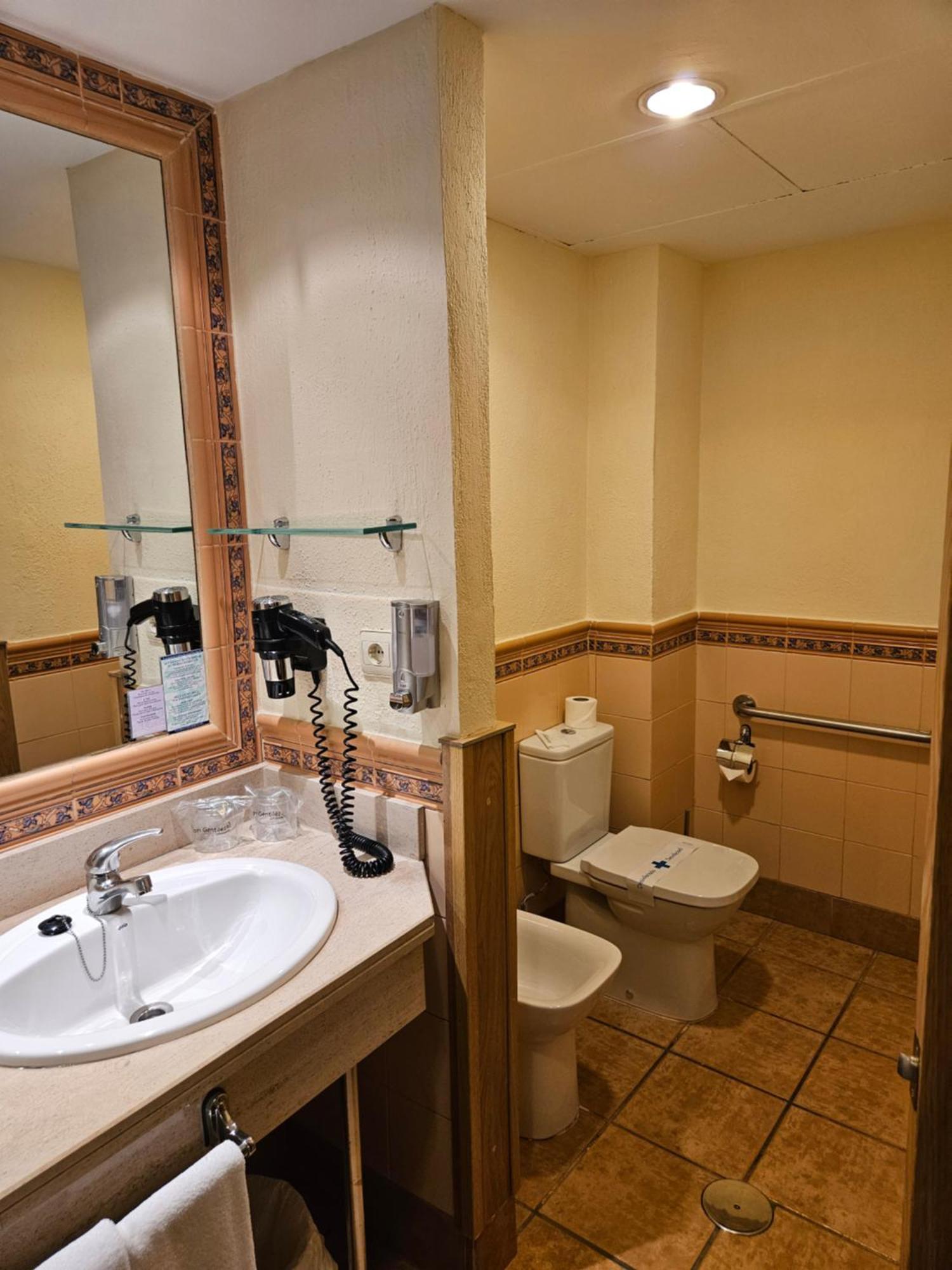 סיירה נבדה Hotel Telecabina מראה חיצוני תמונה