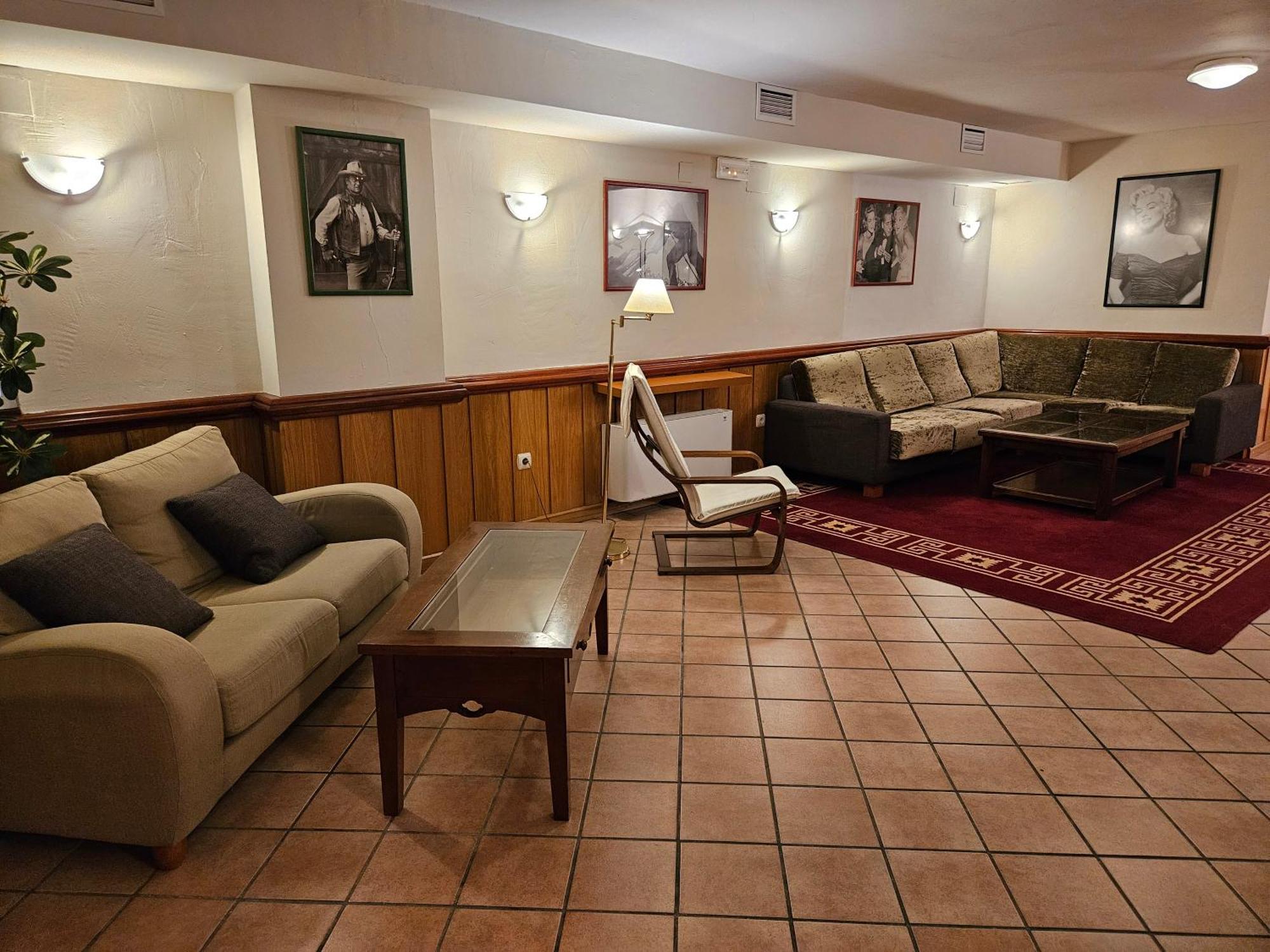 סיירה נבדה Hotel Telecabina מראה חיצוני תמונה