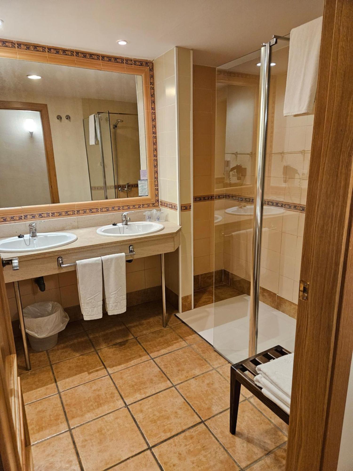 סיירה נבדה Hotel Telecabina מראה חיצוני תמונה