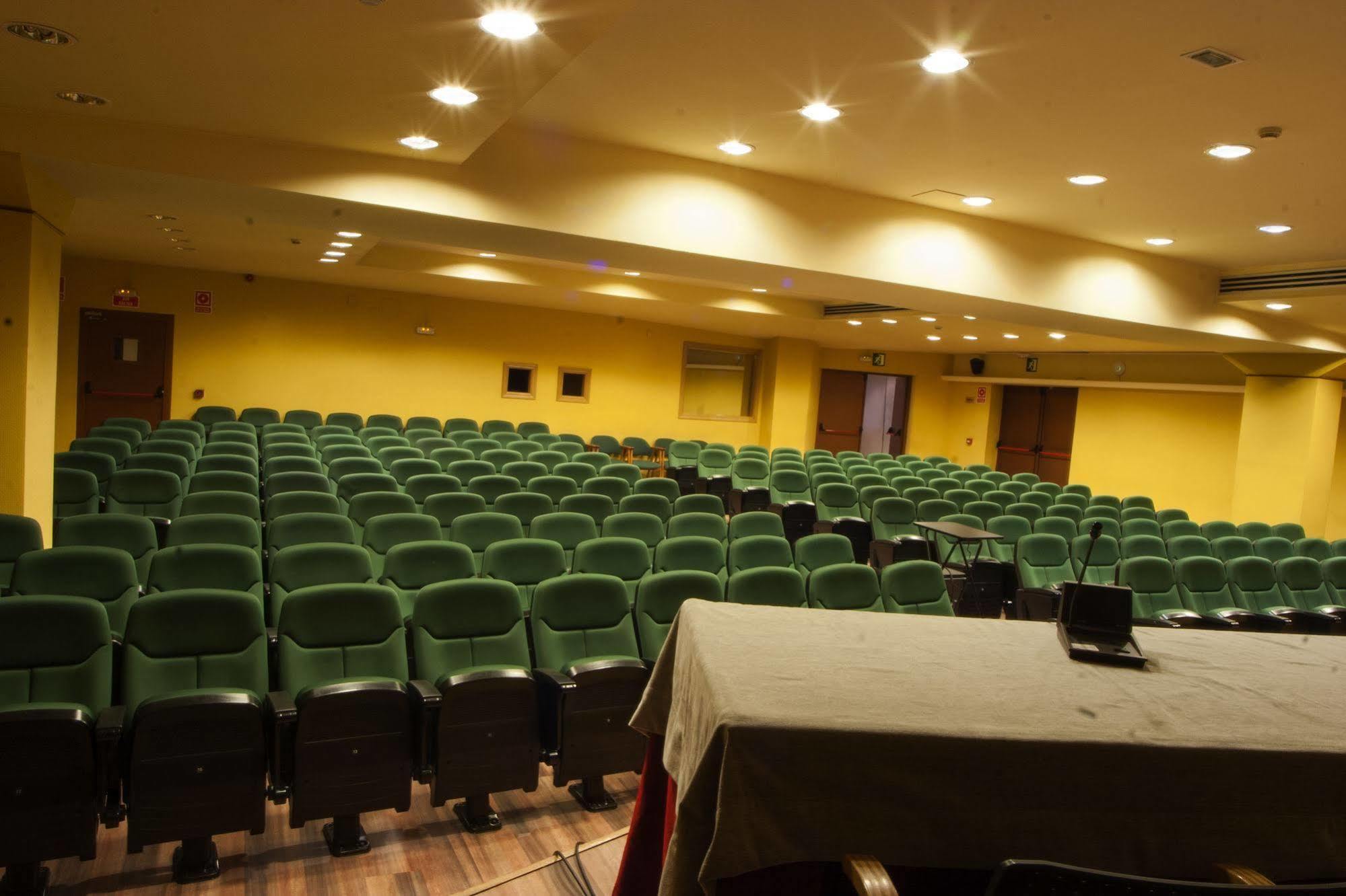 סיירה נבדה Hotel Telecabina מראה חיצוני תמונה